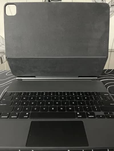 APPLE MAGIC KEYBOARD Ipad pro 12.9 inch 2020 (4th generation)