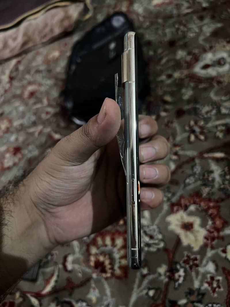Google Pixel 7 Pro 4