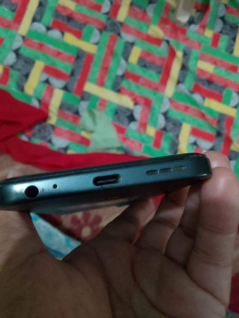 Tecno Spark Go 8