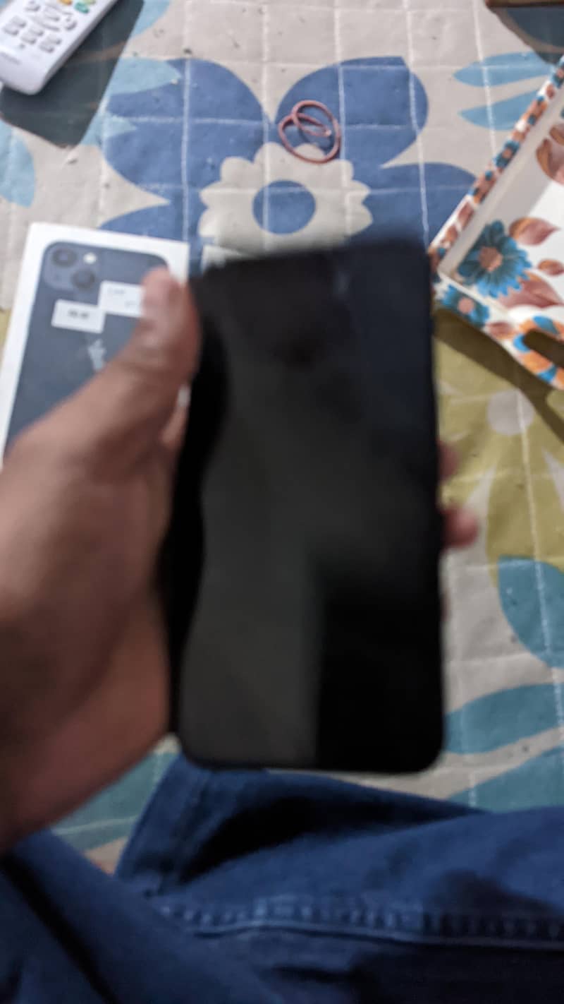 iPhone 13 jv 3