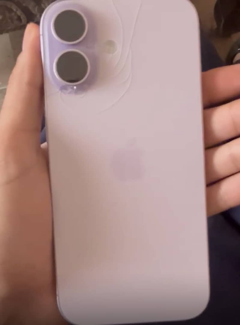 Apple iPhone 17 0