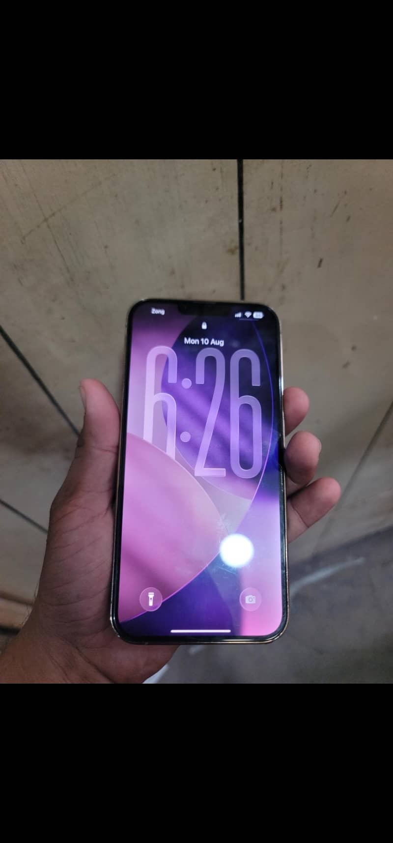 iPhone 13 Pro Max 1
