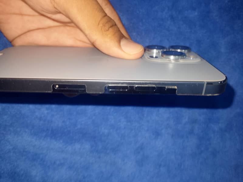 Apple iPhone 13 Pro 3