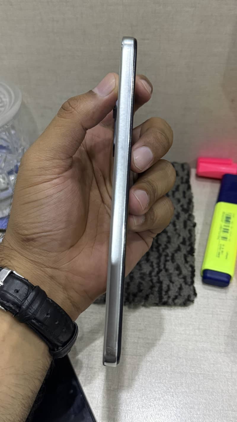 Xiaomi Redmi Note 11 Pro 1