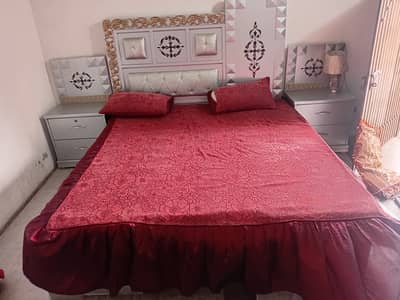Complete bed set for sale