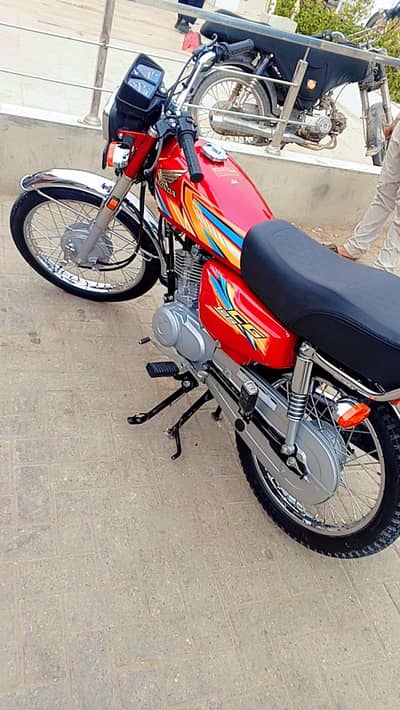 hi nda 125
