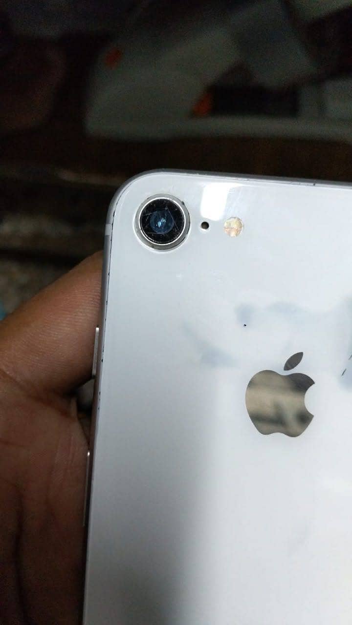 Apple iPhone 8 9