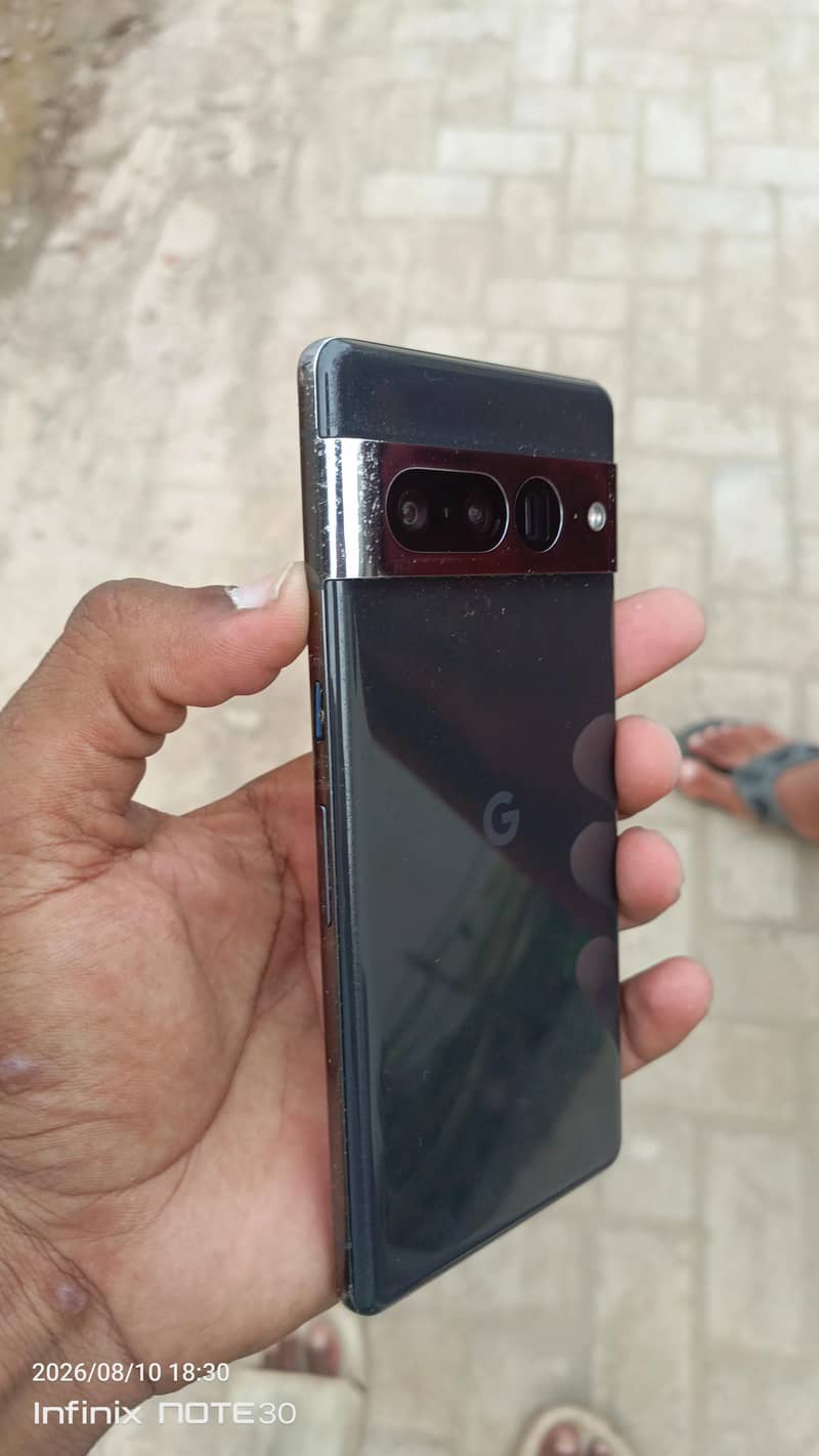 Google Pixel 7 Pro 2