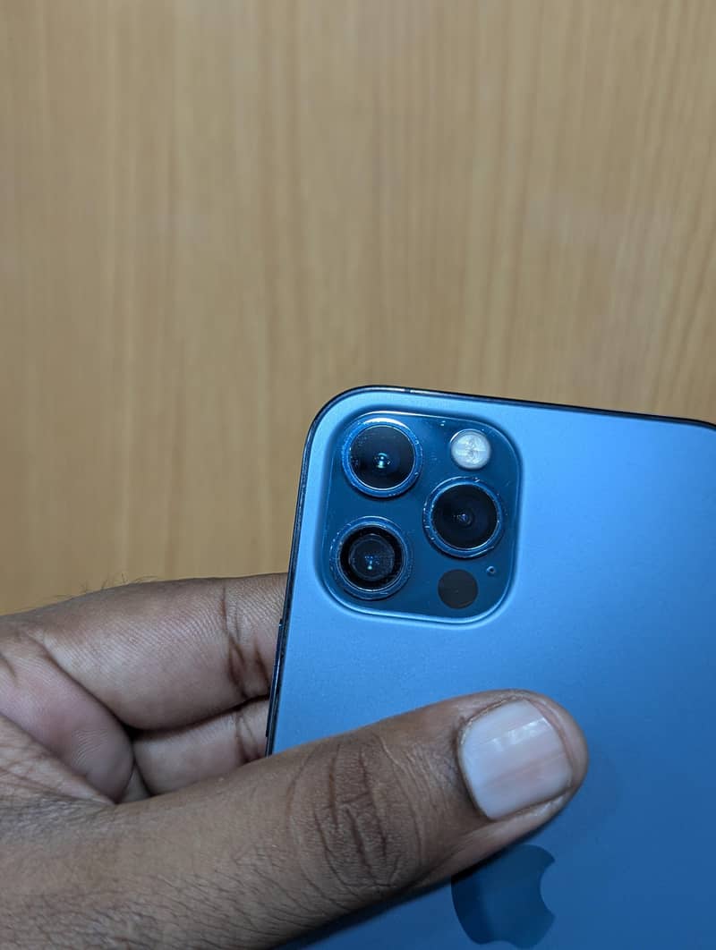 Apple iPhone 12 Pro 2