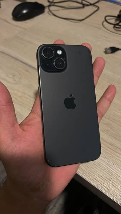 Apple iPhone 15