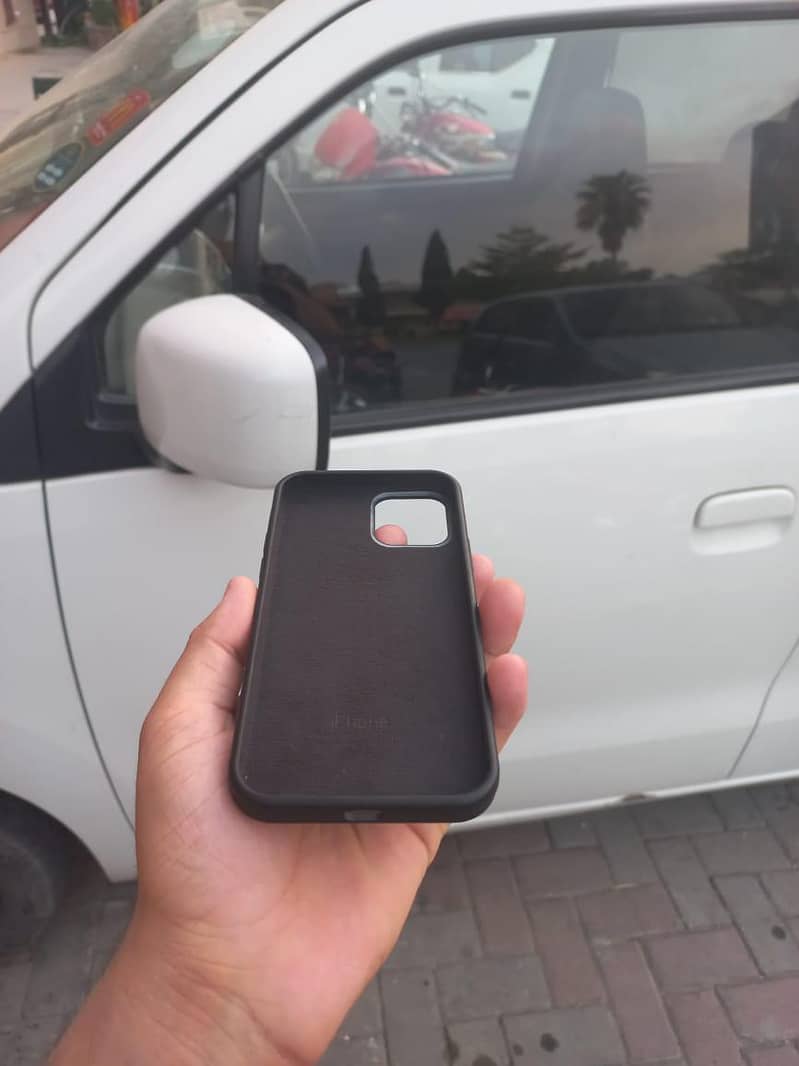 iphone 12 4