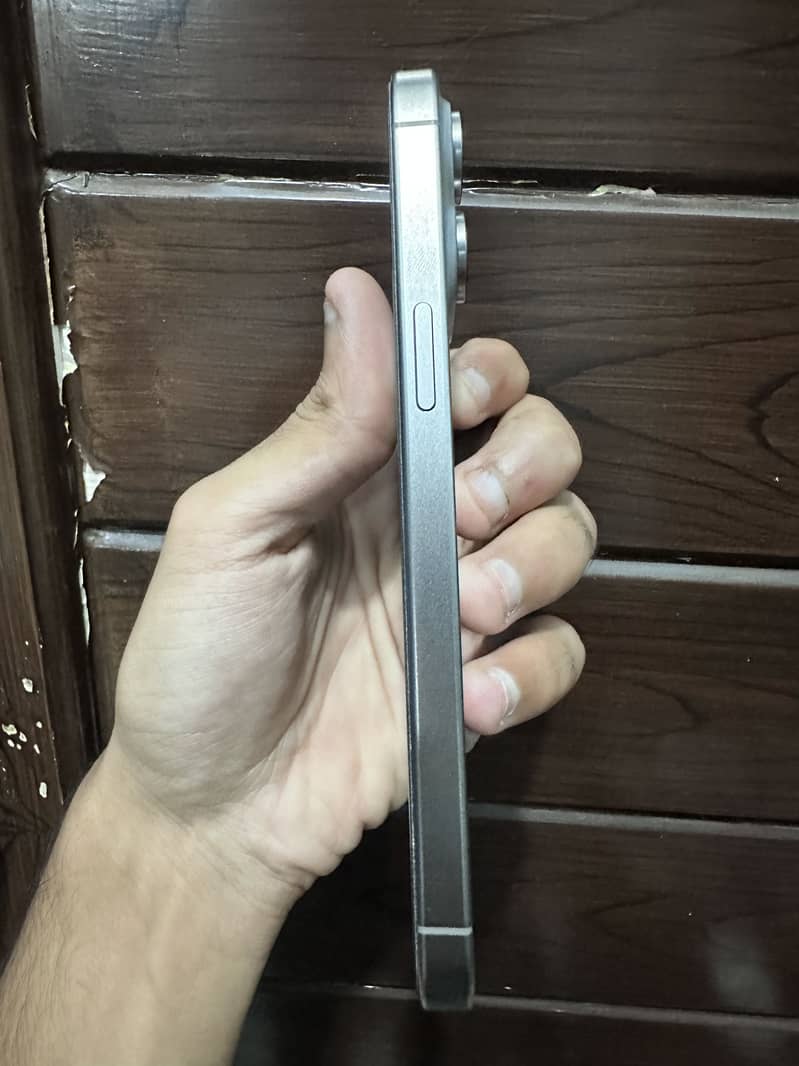 iPhone 15 pro max 1