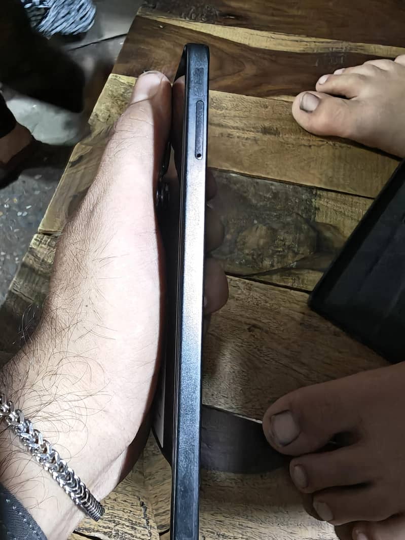 Xiaomi Redmi Note 13 Pro 1