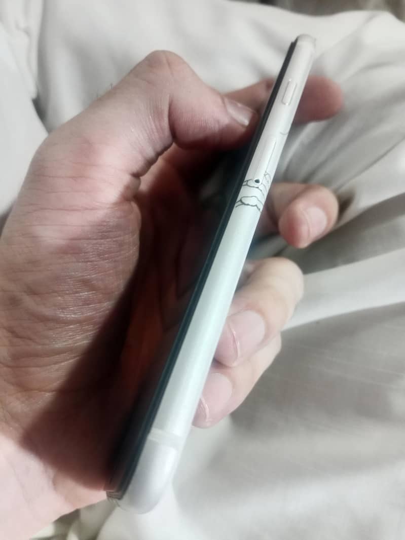 Apple iPhone SE 2