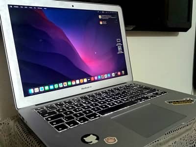 Apple MacBook Air 13" (2017) - Core i5, 8GB RAM, 500GB SSD