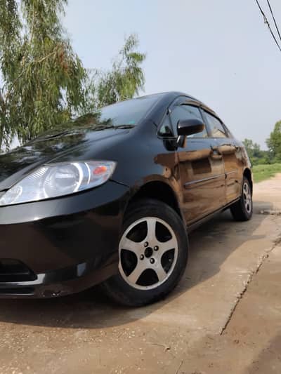 Honda City IDSI 2005 is available for sale in a good condition