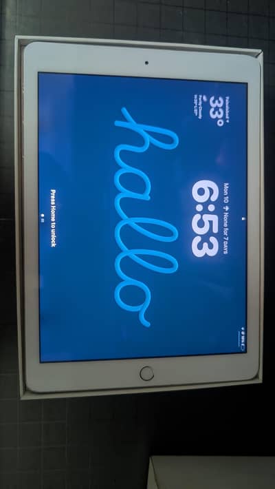 ipad 6th gen with box and adapter