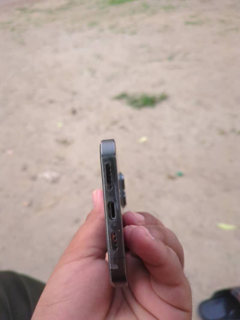 Apple iPhone 13 Pro Max 3