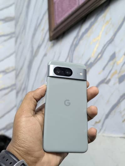 Google Pixel 8