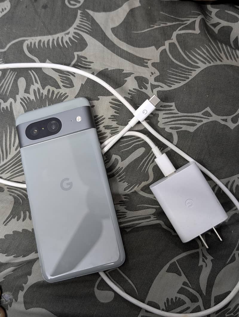 Google Pixel 8 5