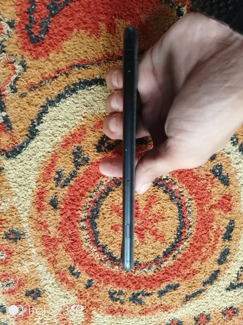 Apple iPhone 7 Plus 2