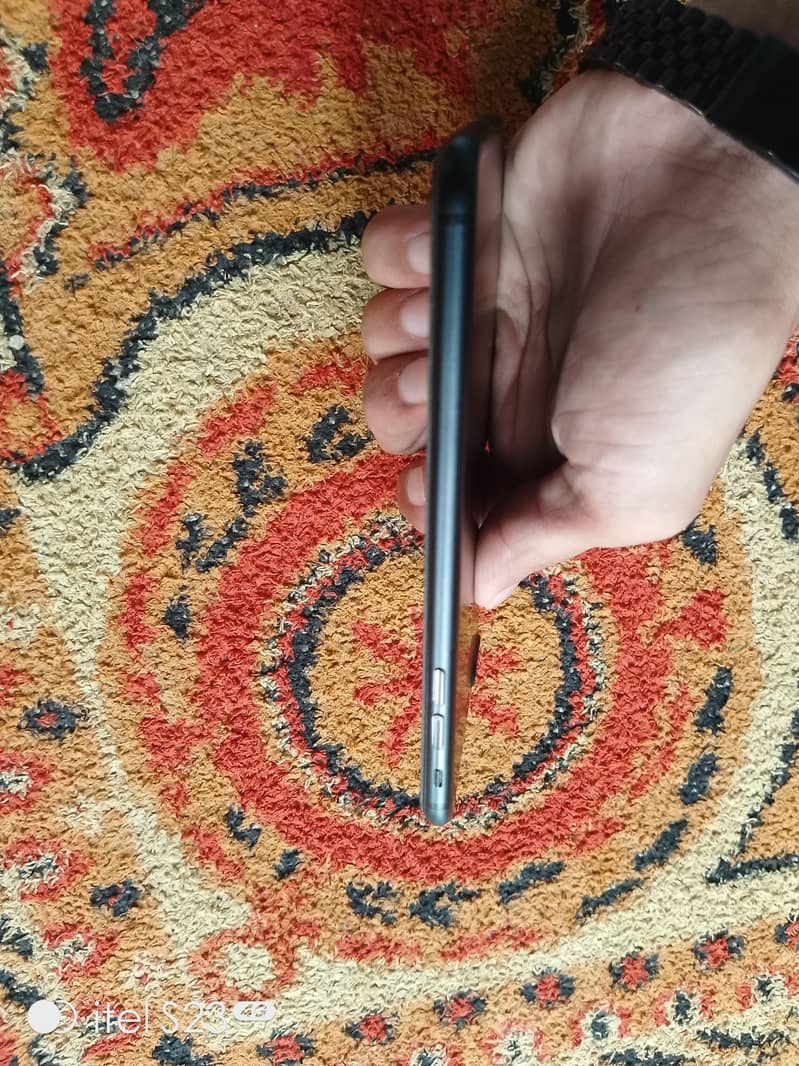 Apple iPhone 7 Plus 4