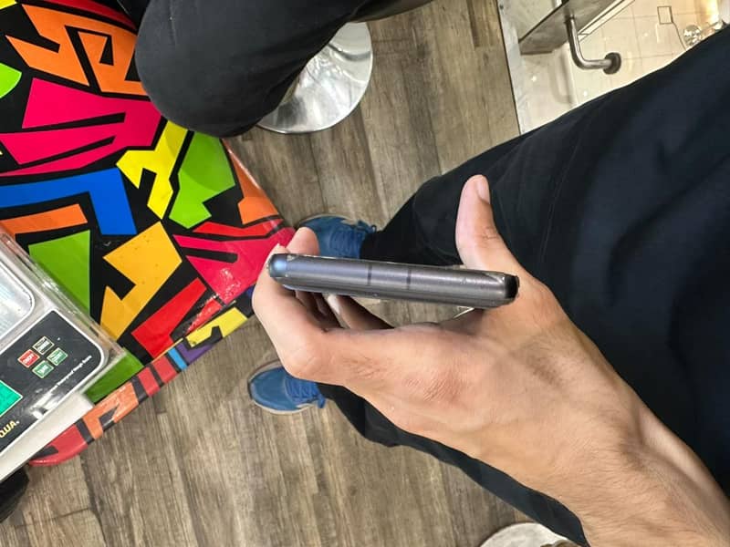 Google Pixel 7a 3