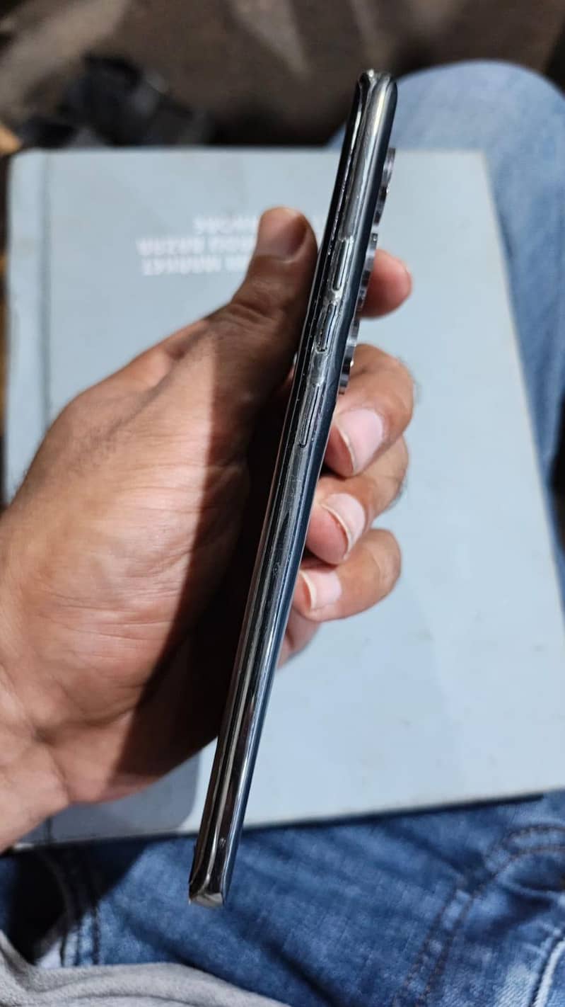 Tecno CAMON 40 Pro 3