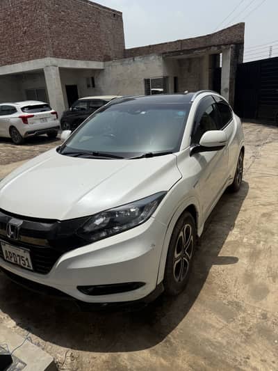 Honda Vezel 2016