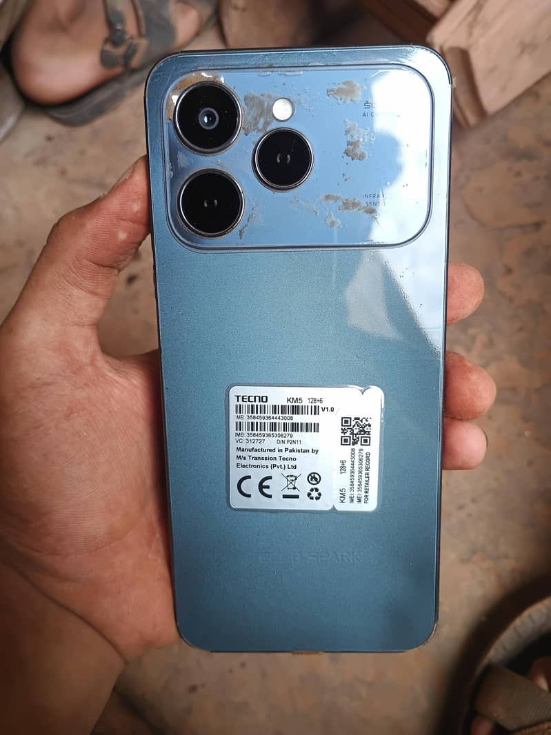 Tecno spark 40 4