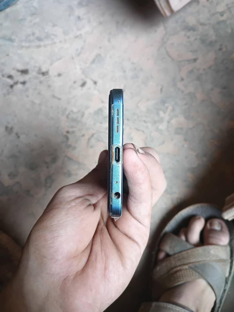 Tecno spark 40 5