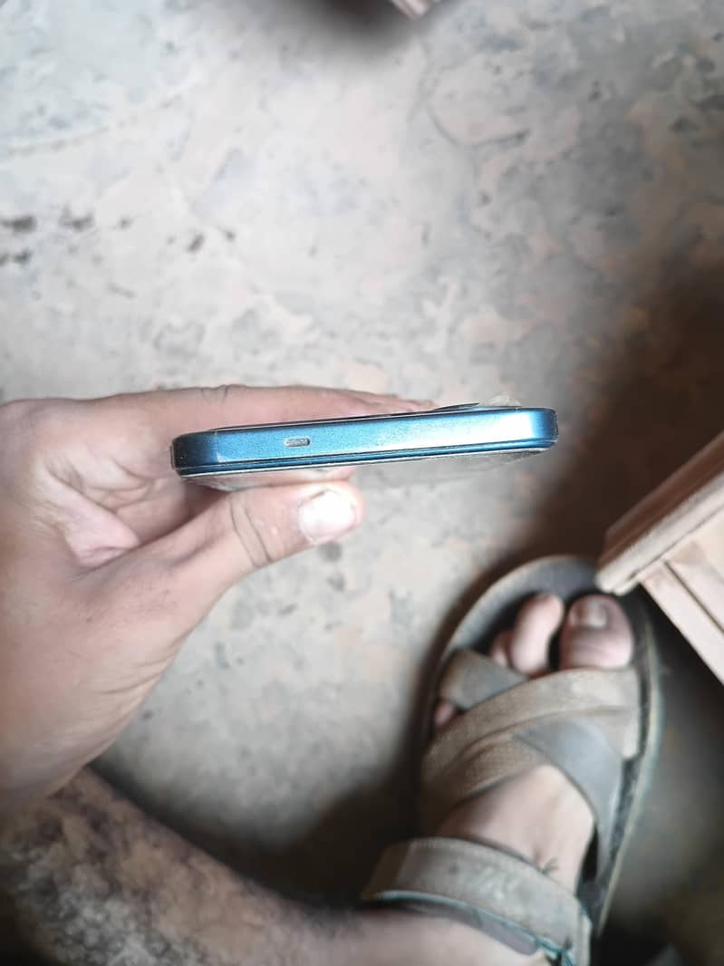 Tecno spark 40 6