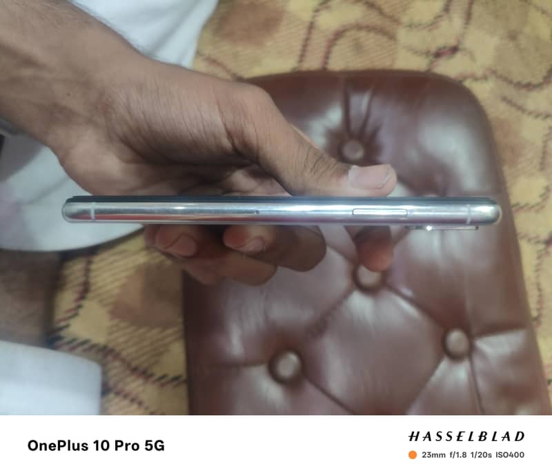 Apple iPhone X 6