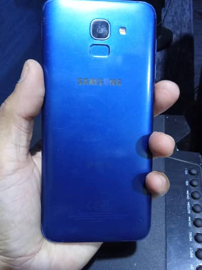 Samsung Mobile J6