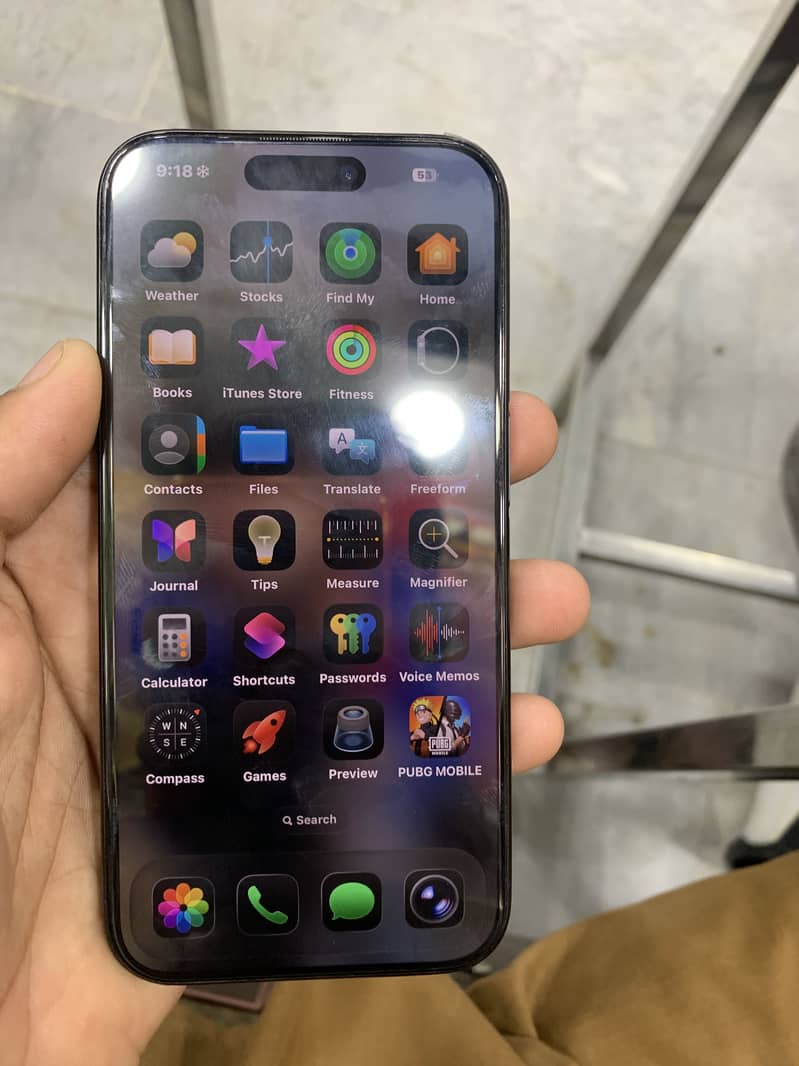 Apple iPhone 15 Pro 3