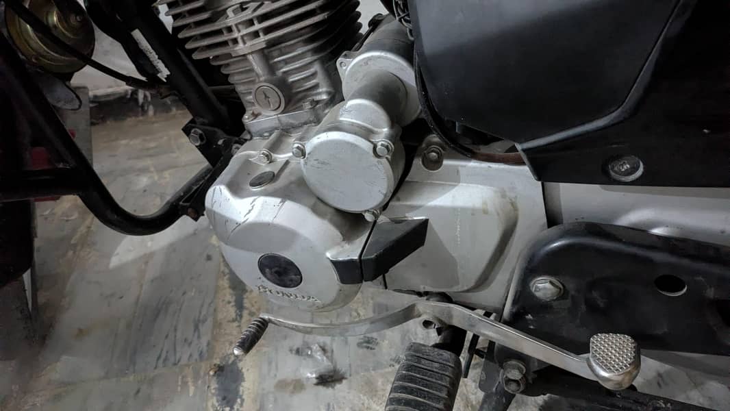 CB125F 3
