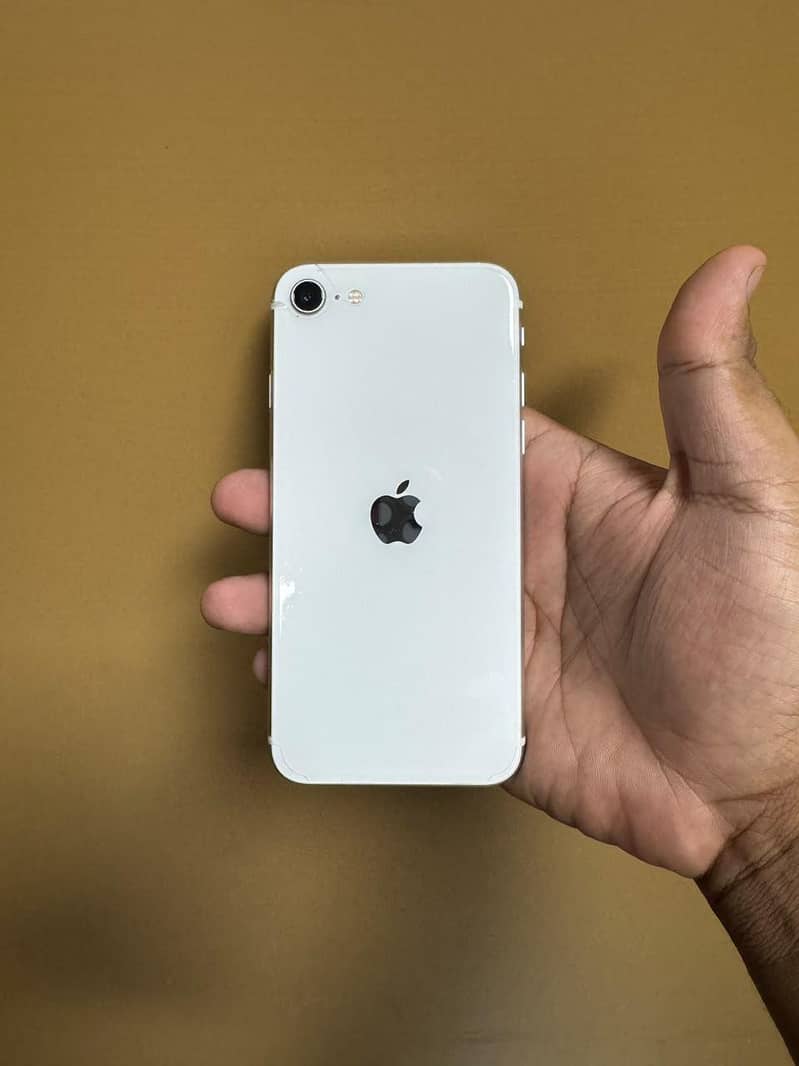 Apple iPhone SE 3