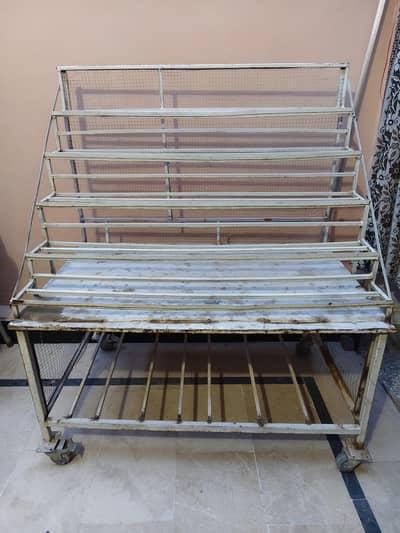 Metal display rack