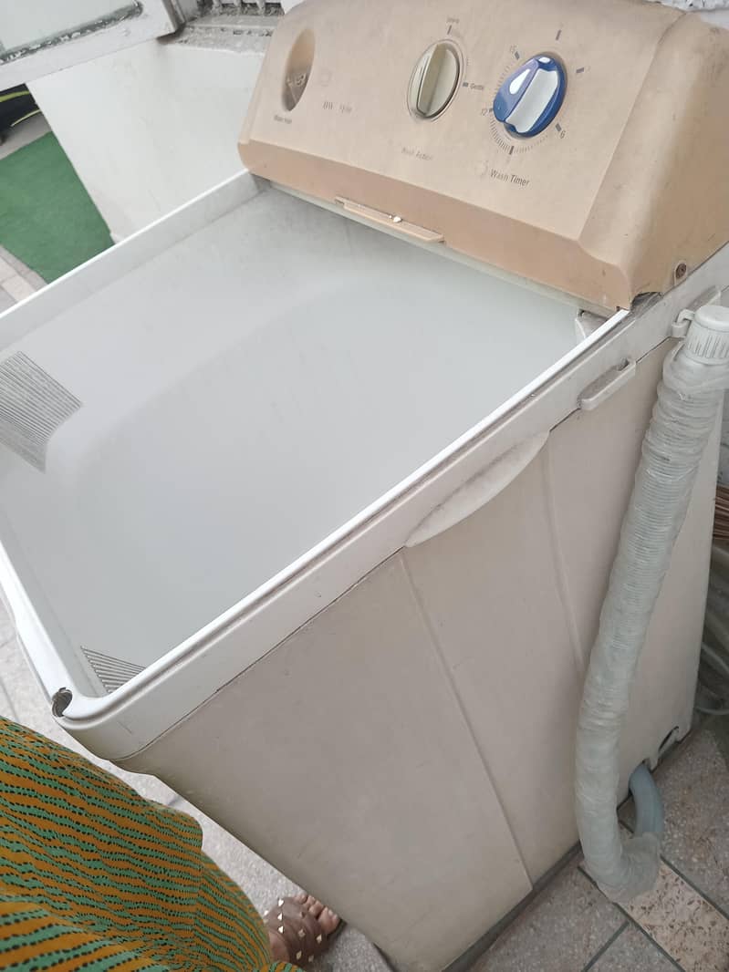 washing machine &dryer 0