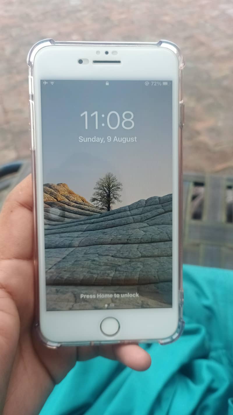 Apple iPhone 7 Plus 1