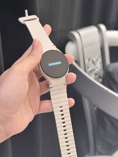 Samsung Galaxy watch 7 40mm starlight