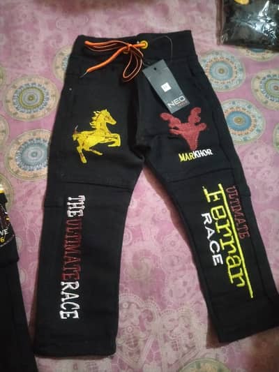 kids Jean's hollsale size. 16.18. 20.22