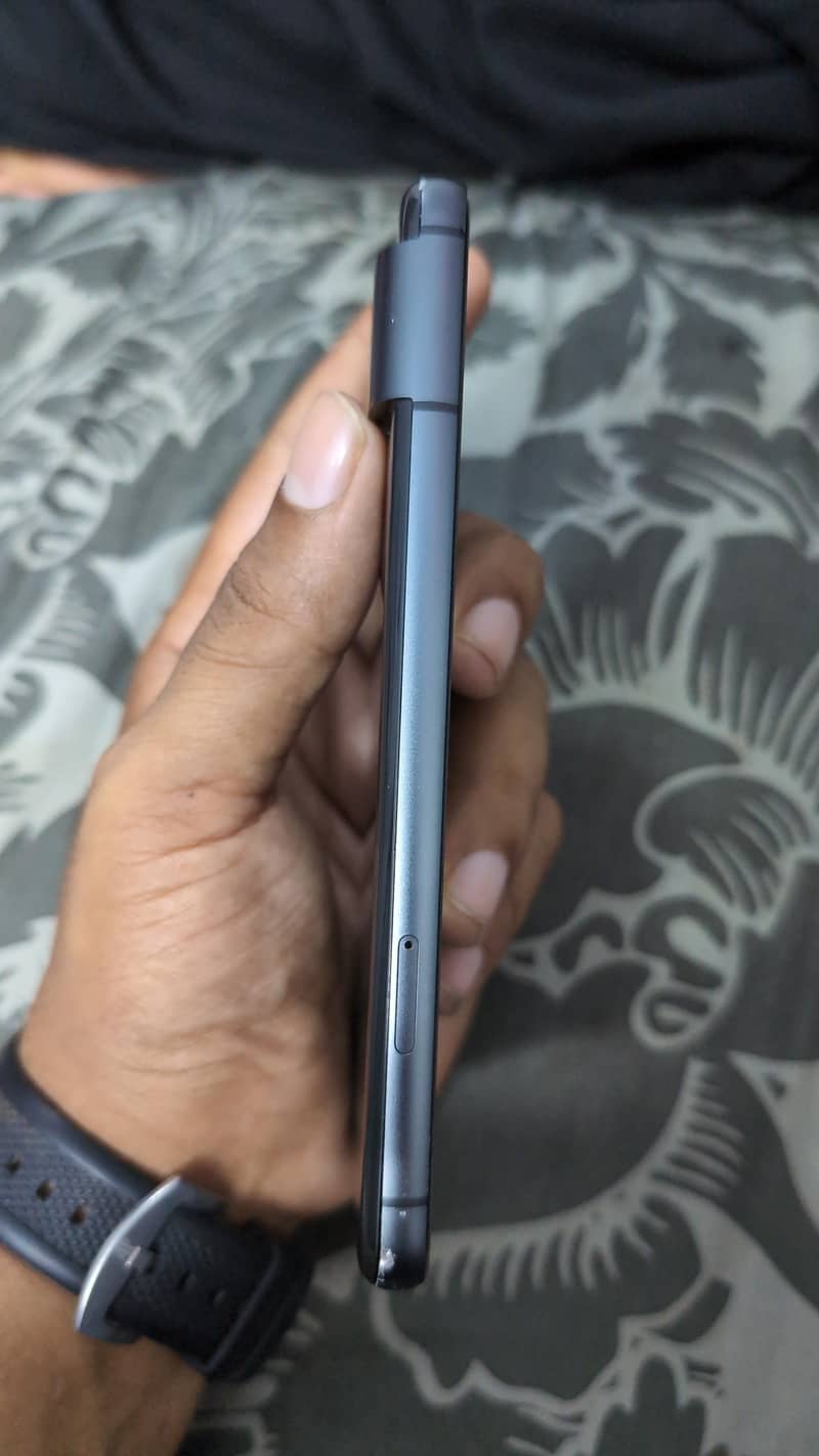 Google Pixel 8 2
