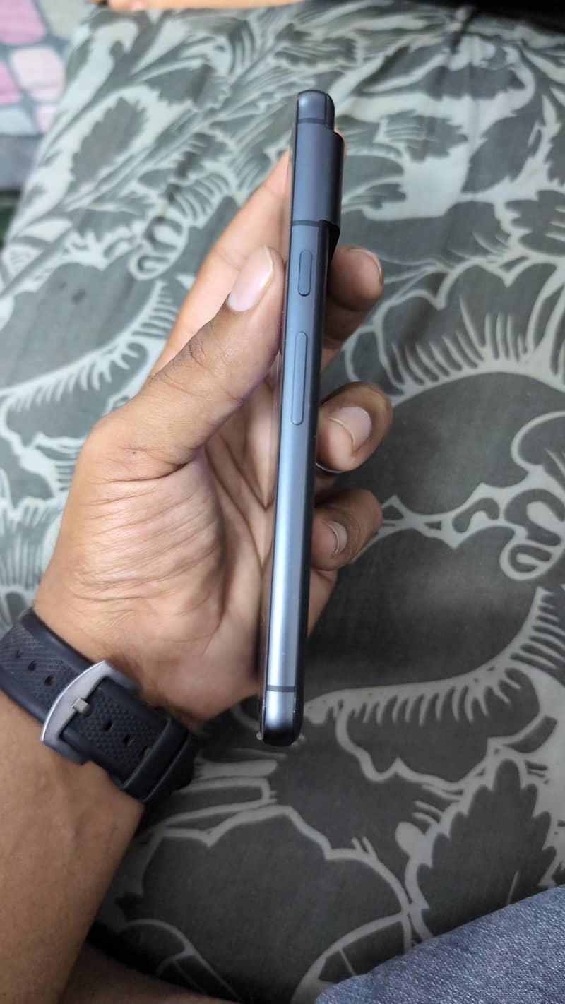 Google Pixel 8 3