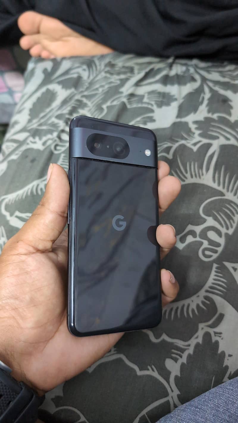 Google Pixel 8 5