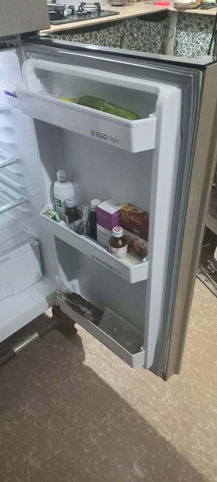 Orient fridge 4