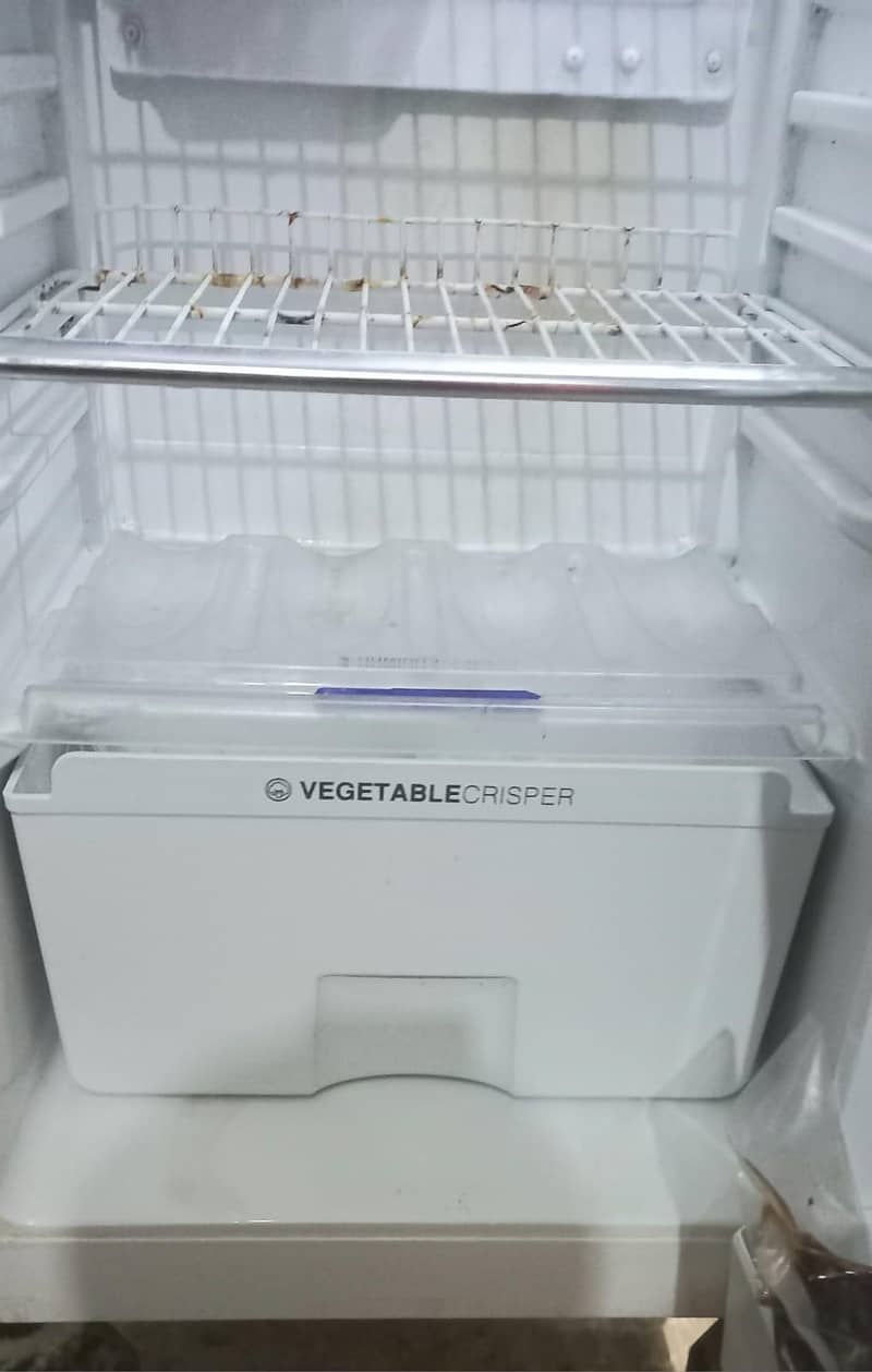 Orient fridge 5