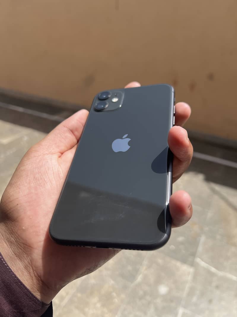 Apple iPhone 11 5