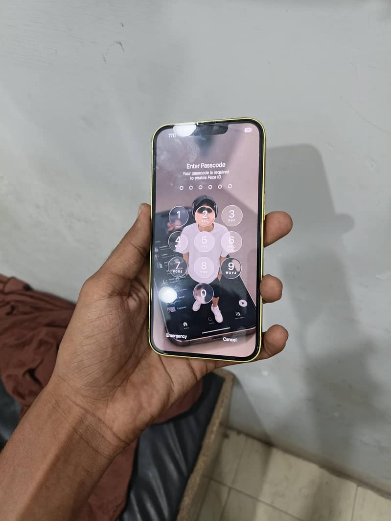 Apple iPhone 14 0