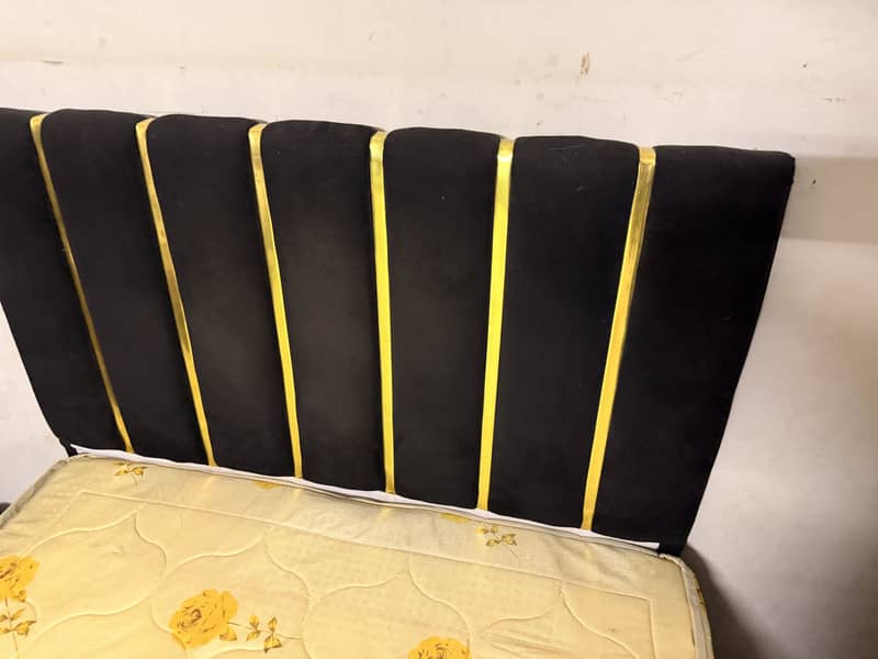 Single Bed 1